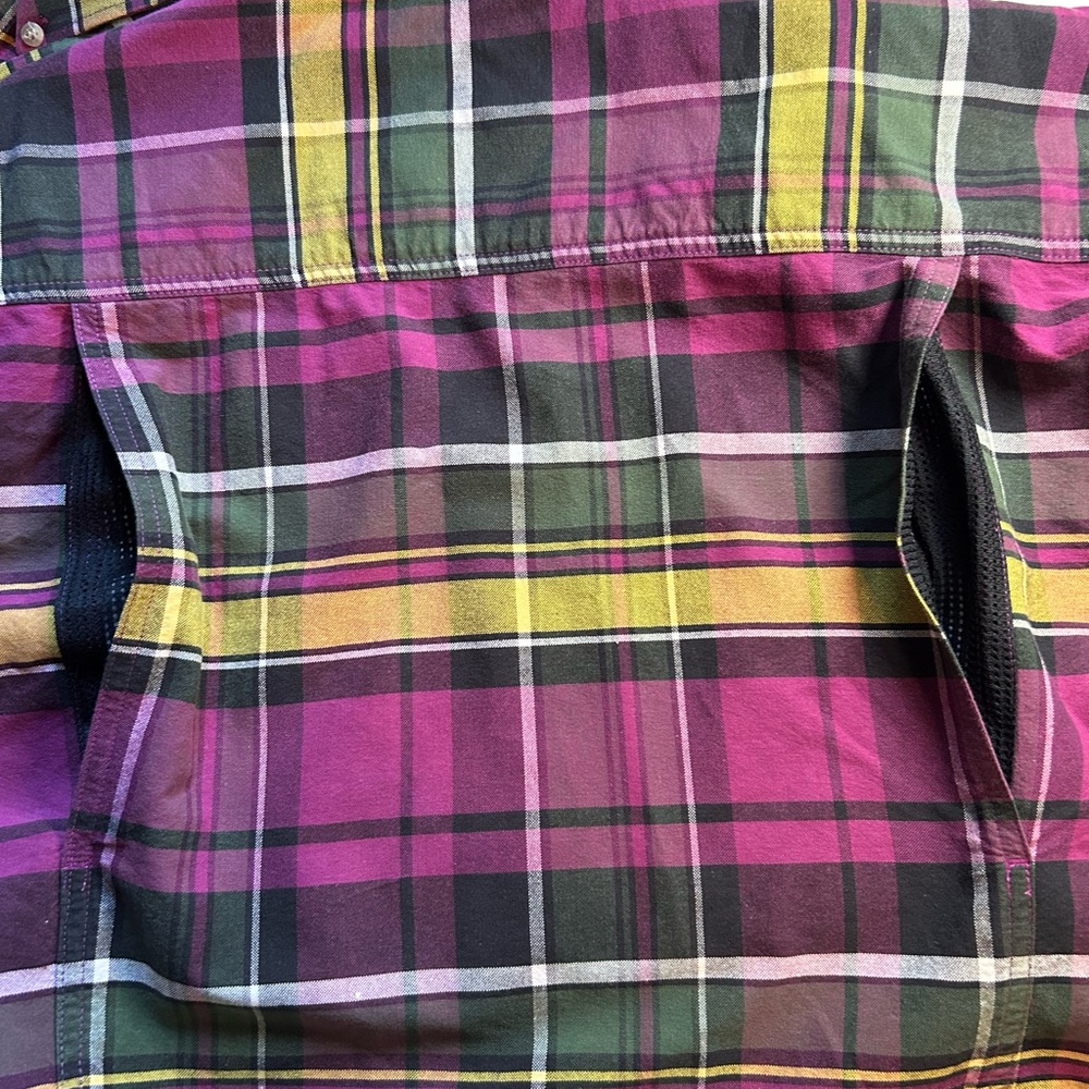 VTG Twenty X Size Large Men's LS Button- Down Shirt with Vented Back - Picture 5 of 6